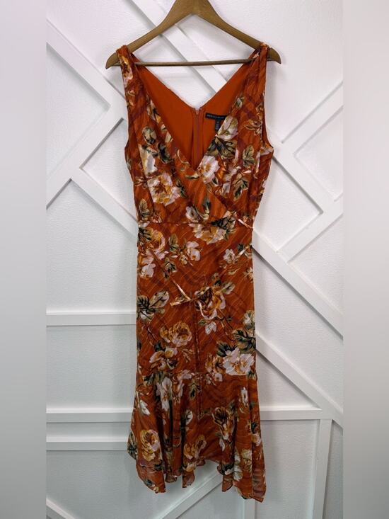 White House Black Market Dresses & Skirts - NWT White House Black Market Faux Wrap Floral Burnt Orange Midi Dress Size 14